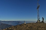 42 Alla croce di vetta del Linzone (1392 m)